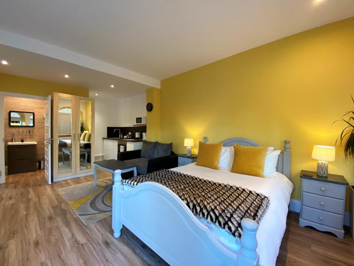Harlestone Retreat (Adults Only) Hotel Northampton Exterior photo
